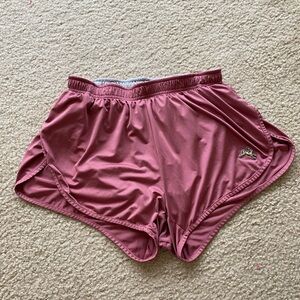 Tracksmith Twilight Split Hem Shorts